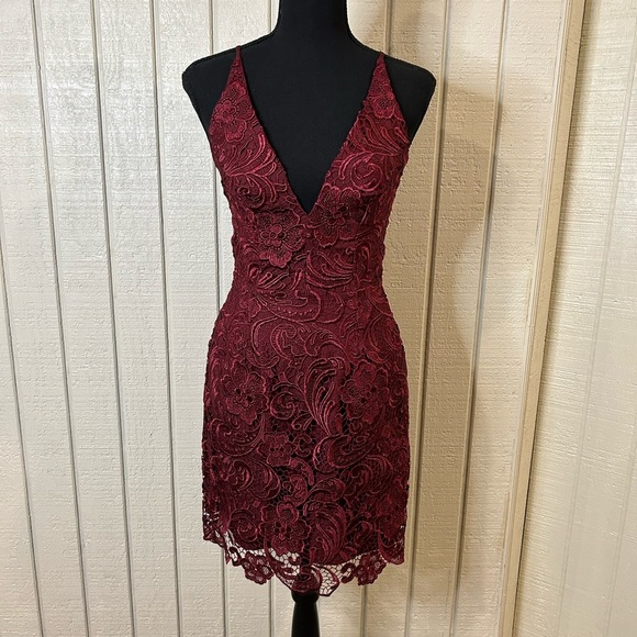 Dress The Population Allie Lace Mini Dress, size XS.  NWT. - Picture 5 of 8